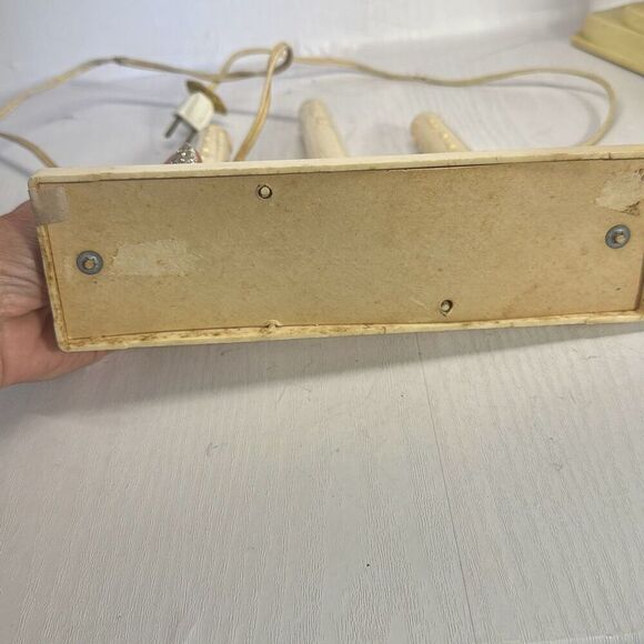 Vintage Christmas Window Electric Plastic Wax Drip Candle Stick Lights Bundle - Picture 6 of 7